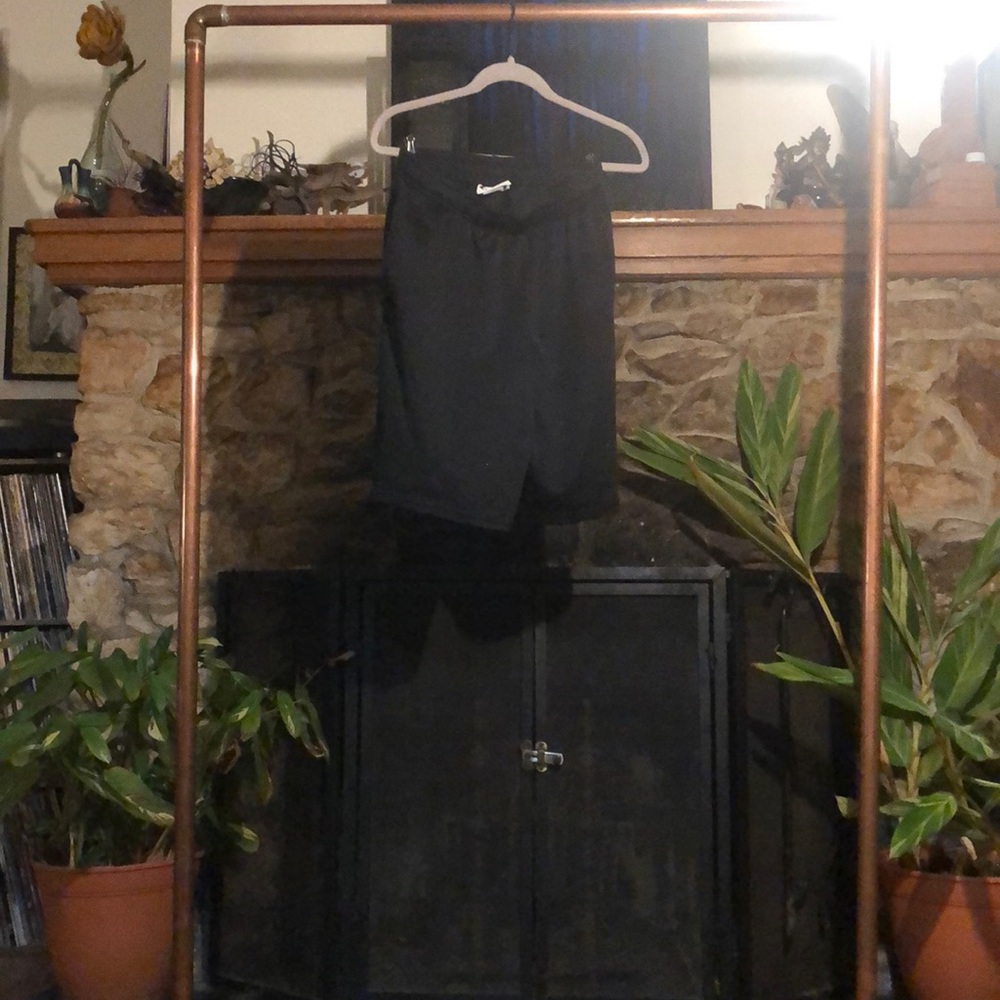 Champion basketball shorts size large